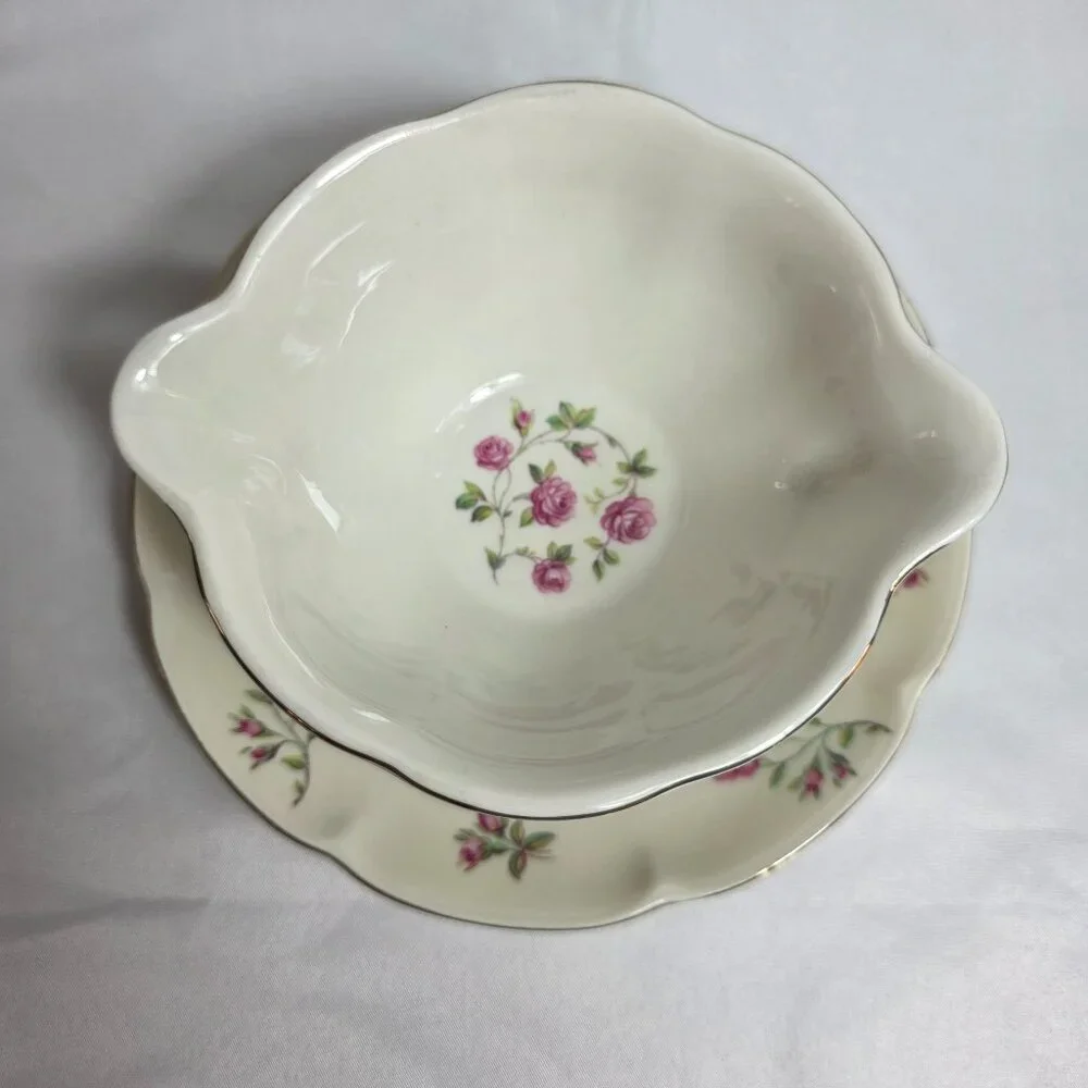 Theodore Haviland Delaware (New York) Gravy Boat Ivory with Pink Roses